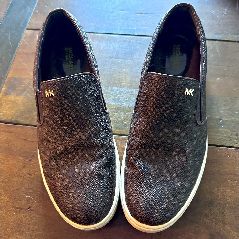 Michael Kors size 8 loafer / sneaker